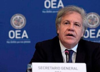 Almagro extendió sus felicitaciones a Milei, con quien espera estrechar lazos