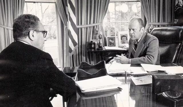 Henry Kissinger, el diplomático que influyó en los asuntos mundiales bajo dos presidentes
