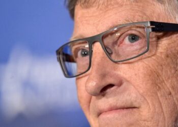 La terrible predicción de Bill Gates que ya se está cumpliendo y pone en alerta a trabajadores de todo el mundo