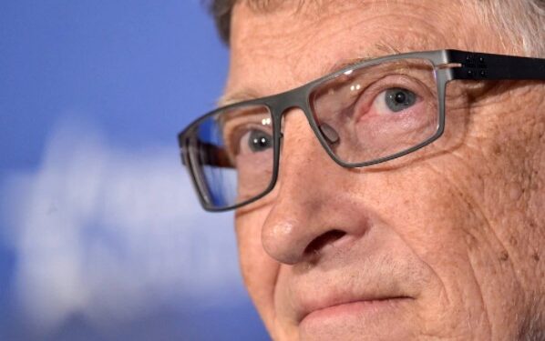 La terrible predicción de Bill Gates que ya se está cumpliendo y pone en alerta a trabajadores de todo el mundo