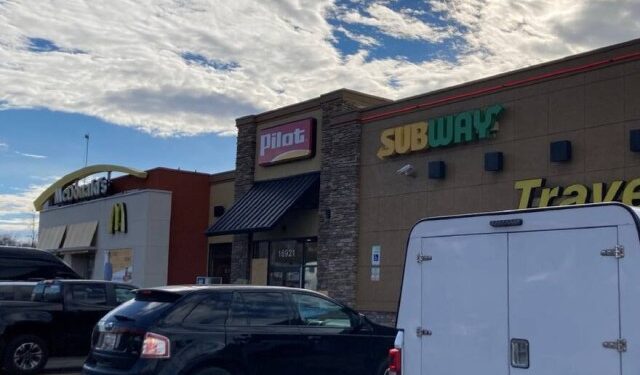 Se detuvo a comprar un sándwich en Maryland y su vida le cambió para siempre gracias a una costumbre