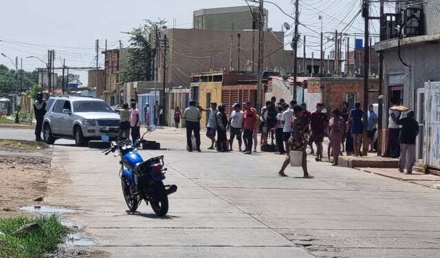 En Santa Rosa de Lechería llegó Corpoelec y más nunca vieron la luz