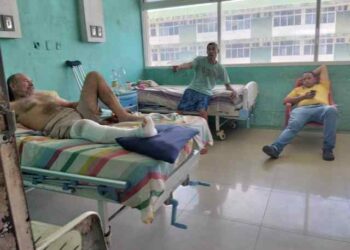 Hospital de Maturín no ha sido dotado de insumos y por eso siguen pidiendo listados para operaciones