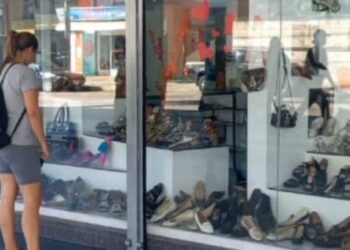 Comercios en Valencia recurren a las ventas por abono para asegurar la temporada decembrina