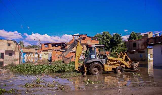 Este fue el argumento del chavismo en Barcelona para justificar el colapso de vías tras aguacero