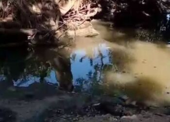 Más de 10 años con problemas de aguas residuales tienen los habitantes de Marigüitar en Sucre