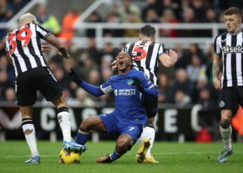 Chelsea volvió a su gris imagen tras caer goleado por el Newcastle