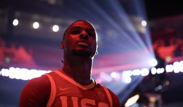 Hijo de LeBron James recibió el visto bueno para jugar tras el paro cardíaco