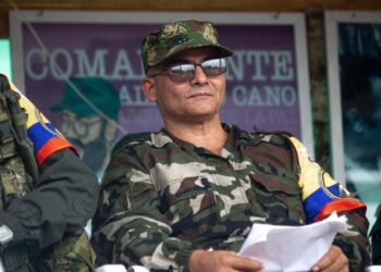 Disidentes de “Iván Mordisco” emboscaron a un comando del Ejército de Colombia