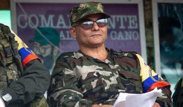 Disidentes de “Iván Mordisco” emboscaron a un comando del Ejército de Colombia