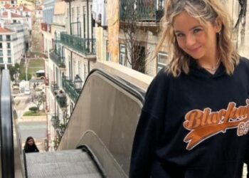 Empezó a trabajar como niñera y renunció dos días después, indignada con una polémica cláusula en su contrato