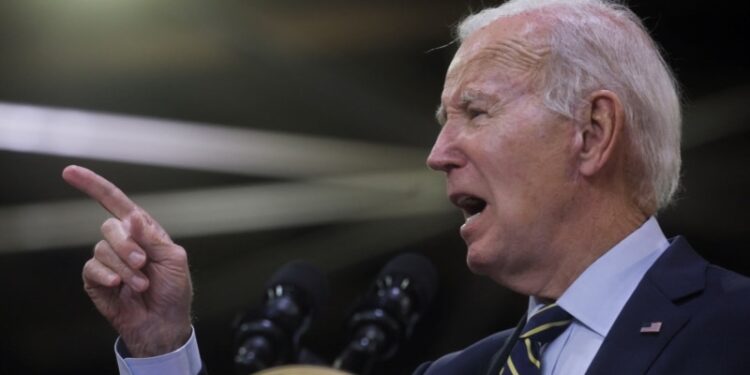 Biden dice que la Autoridad Palestina debe en un final gobernar Gaza y Cisjordania