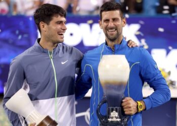 Alcaraz advierte que impedirá el dominio de Djokovic en 2024