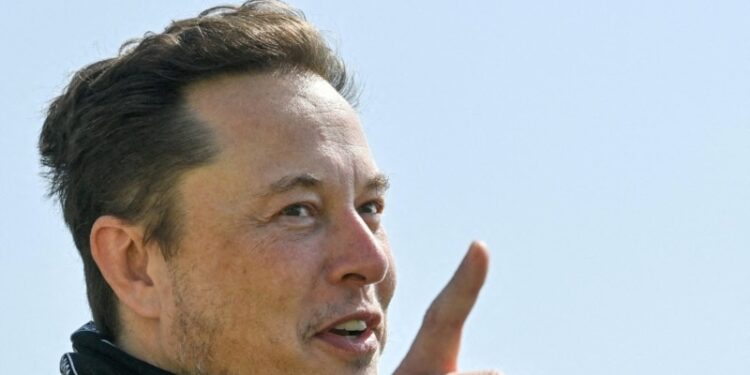 En medio de las críticas y con un fuerte dispositivo de seguridad, el magnate Elon Musk visita Israel