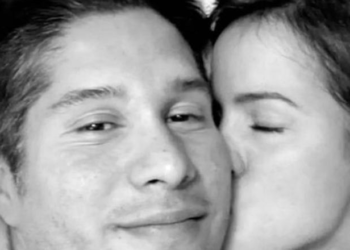 ¡Bombazo! Chyno Miranda se casó con Astrid Falcón (FOTO)