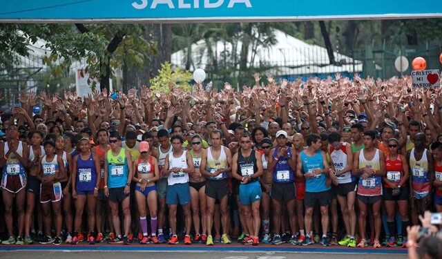Corredores todavía tienen oportunidad de inscribirse en el Maratón CAF 2024