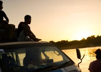 Las 5 principales noticias de Venezuela hoy: Guyana plantea opción de bases militares en el Esequibo y planta bandera, y más