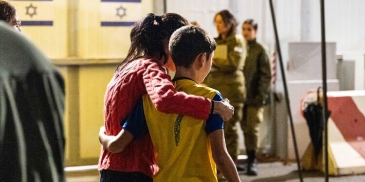 Tregua entre Israel y Hamás entra en quinto día tras acuerdo de extensión