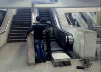 Solo en Venezuela: Metro de Caracas celebra que por fin arregló unas cuantas escaleras eléctricas