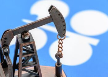 Desacuerdos en la Opep+ ante la caída de precios del petróleo