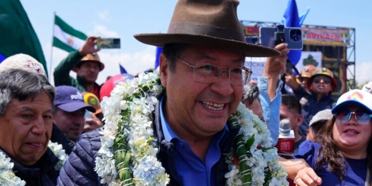 Luis Arce designa como canciller de Bolivia a una dirigente campesina