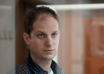 Rusia amplía la detención de un periodista estadounidense