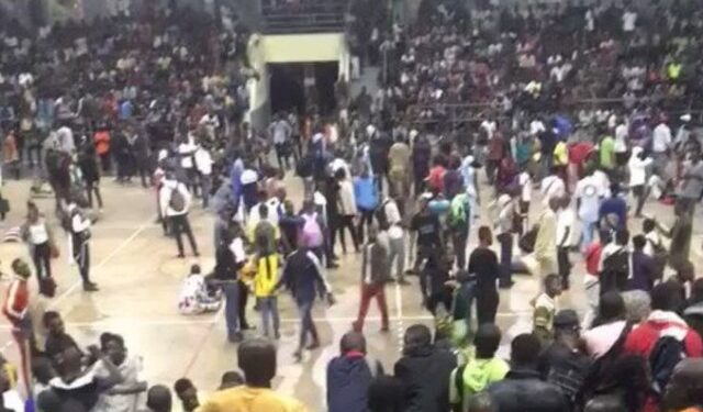 Tragedia en el Congo: casi 40 muertos por una estampida durante reclutamiento del Ejército (Video)