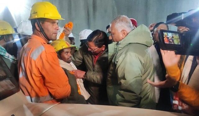 Doctores afirman que los 41 obreros rescatados en la India están listos para volver a casa
