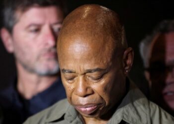 Alcalde de NY rechaza acusaciones de agresión sexual