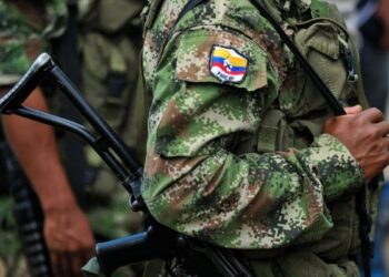 La principal disidencia de las Farc dice “estar lista” para continuar con diálogo de paz