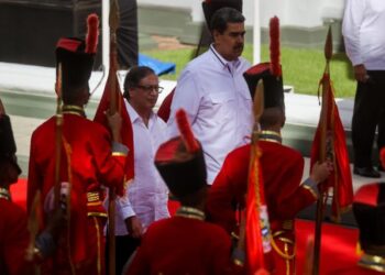 Gustavo Petro propone a EEUU un “programa de humanización del éxodo” venezolano