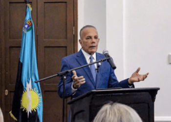 Manuel Rosales dijo que votará en el referendo convocado por Nicolás Maduro