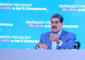 ¿A quién engaña? Maduro niega que sea un “presidente partidista” a pesar de ser líder del Psuv