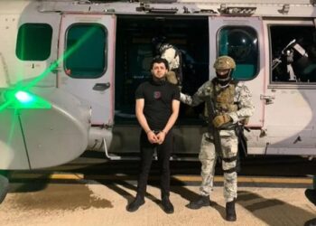 El jefe de escoltas del hijo de “El Chapo” Guzmán llegó a Fiscalía en Ciudad de México