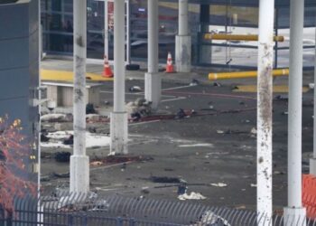 Lo que se sabe de la explosión de un vehículo en el cruce fronterizo entre EEUU y Canadá