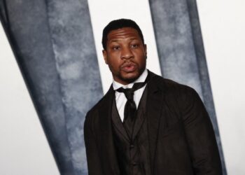 El actor Jonathan Majors es declarado culpable de agresión y acoso a su novia