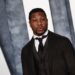 El actor Jonathan Majors es declarado culpable de agresión y acoso a su novia