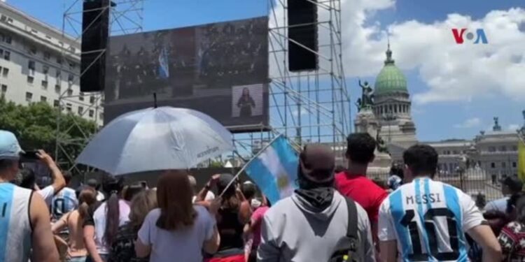 Milei rompe tradiciones en su discurso inaugural