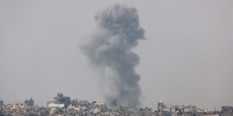 Israel anunció que enfocara sus ataques en el sur de Gaza hoy.