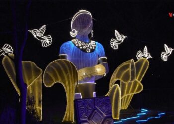 Jardín Botánico de Bogotá abre la Navidad con figuras gigantes inspiradas en su biodiversidad