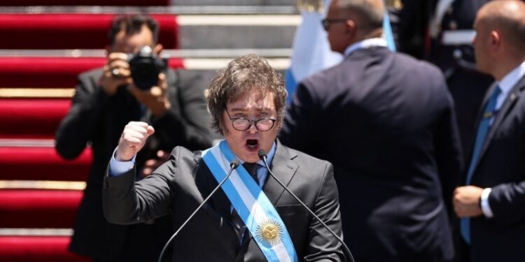En Fotos | Ha comenzado el camino hacia la reconstrucción en Argentina: presidente Milei durante su discurso