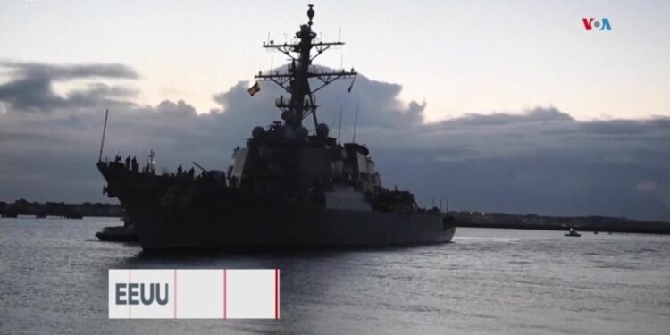 EEUU responde a ataque con misiles contra tres barcos en el Mar Rojo