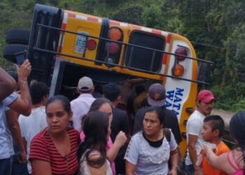 Al menos 16 muertos en accidente de autobús en Nicaragua