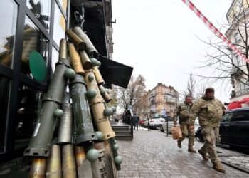 EEUU: Legisladores siguen negociando acuerdo de ayuda a Ucrania mientras se acercan las vacaciones