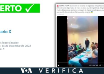 Es cierto que un concejal del partido de Zelenskyy detonó tres granadas en una reunión en Ucrania