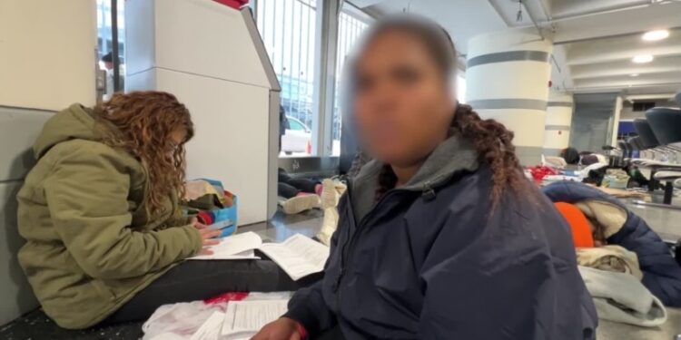 Funcionarios en Chicago rechazan que Texas les envíe migrantes