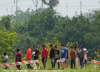 En el Día Internacional del Migrante, Texas promulgó leyes que empiezan a tener efecto inmediato.