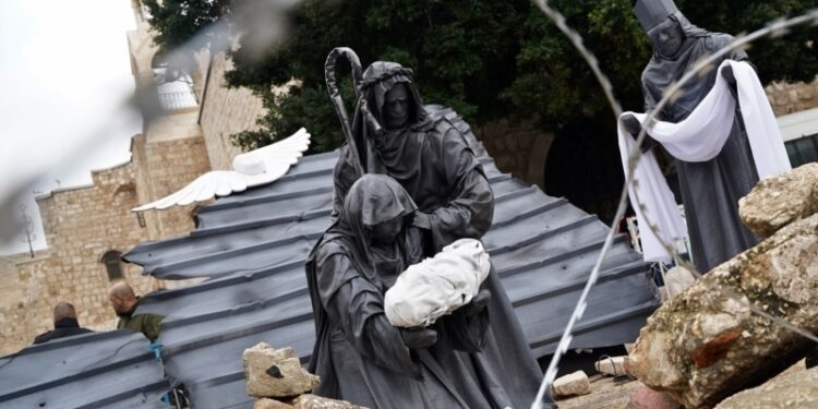 La histórica Belén recibe la Navidad sin ánimos de celebrar