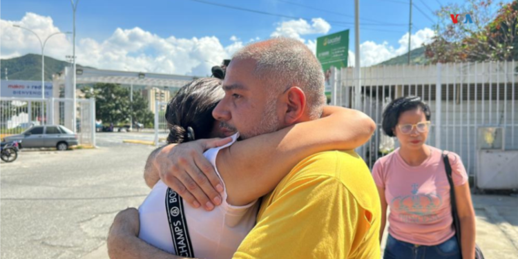 Gobierno de Venezuela comienza a excarcelar presos políticos tras negociaciones con EEUU