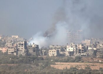 Israel lanza nuevos ataques contra la ciudad de Gaza